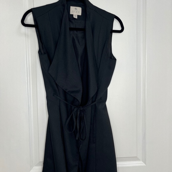 Lila Rose Black Sleeveless Tie-Waist Vest Blazer XS - Picture 1 of 10